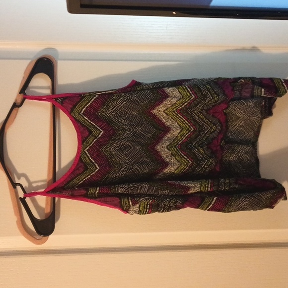 Shirt - Picture 1 of 4